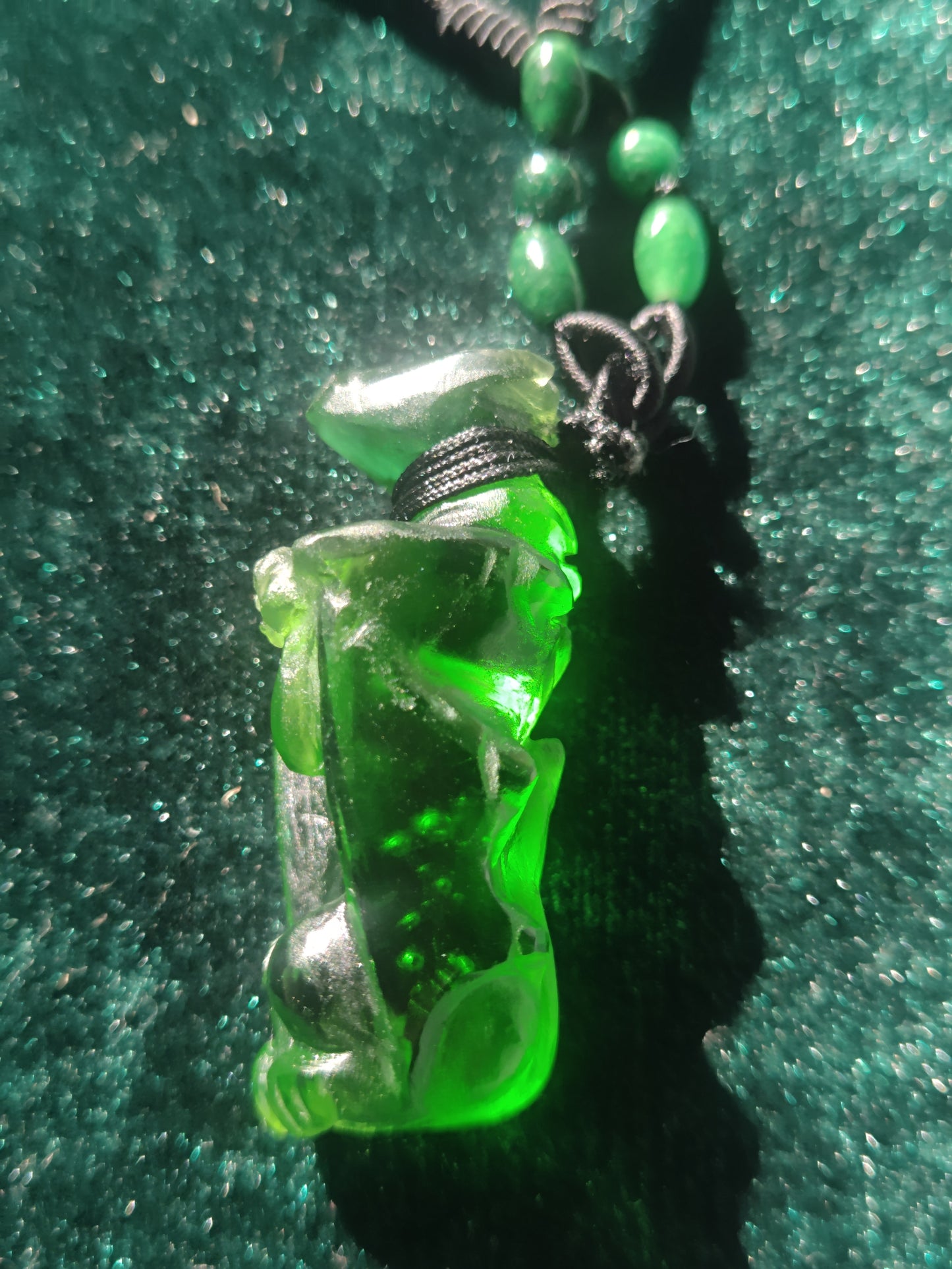 Glass necklace the Dragon