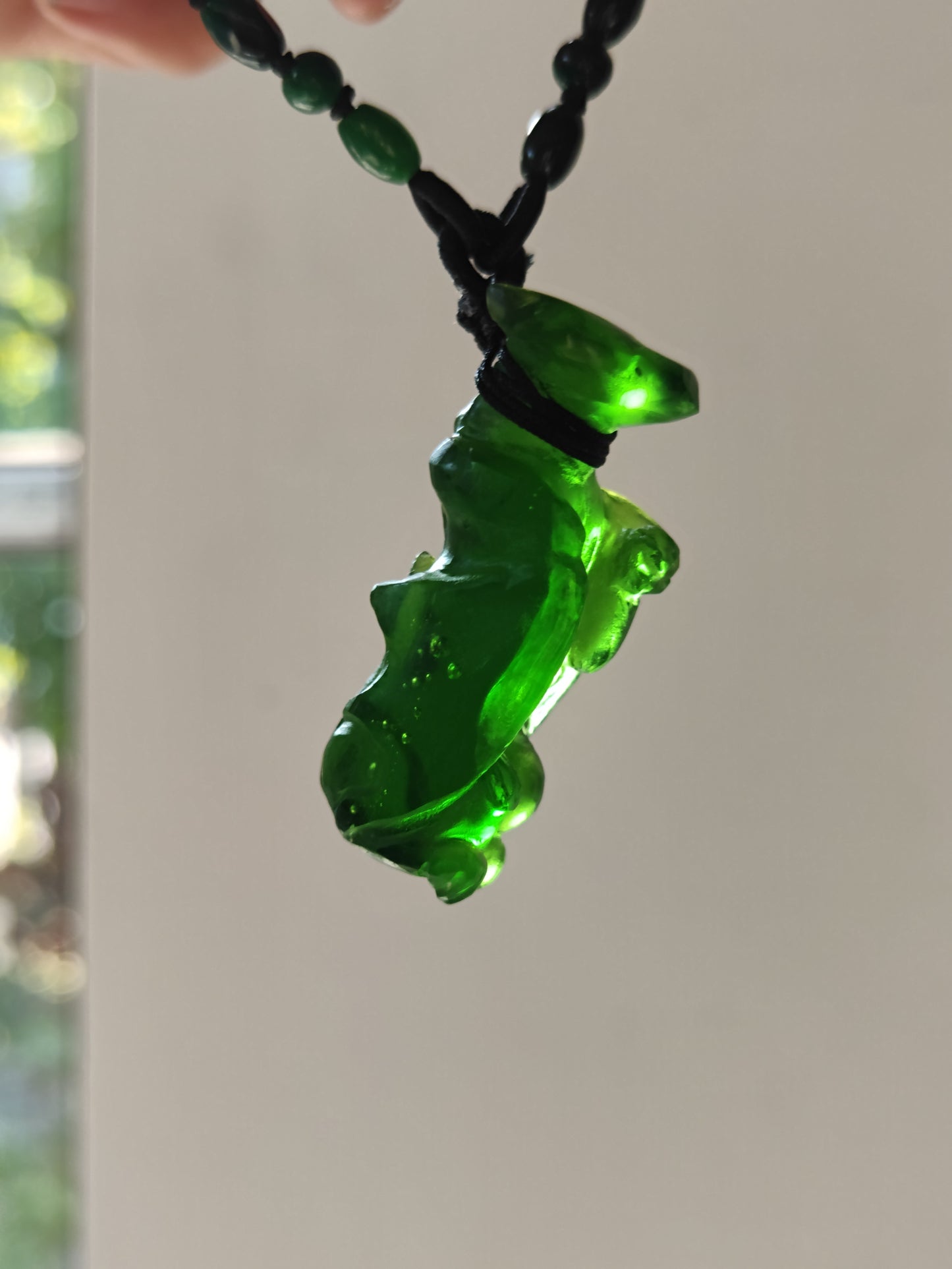 Glass necklace the Dragon